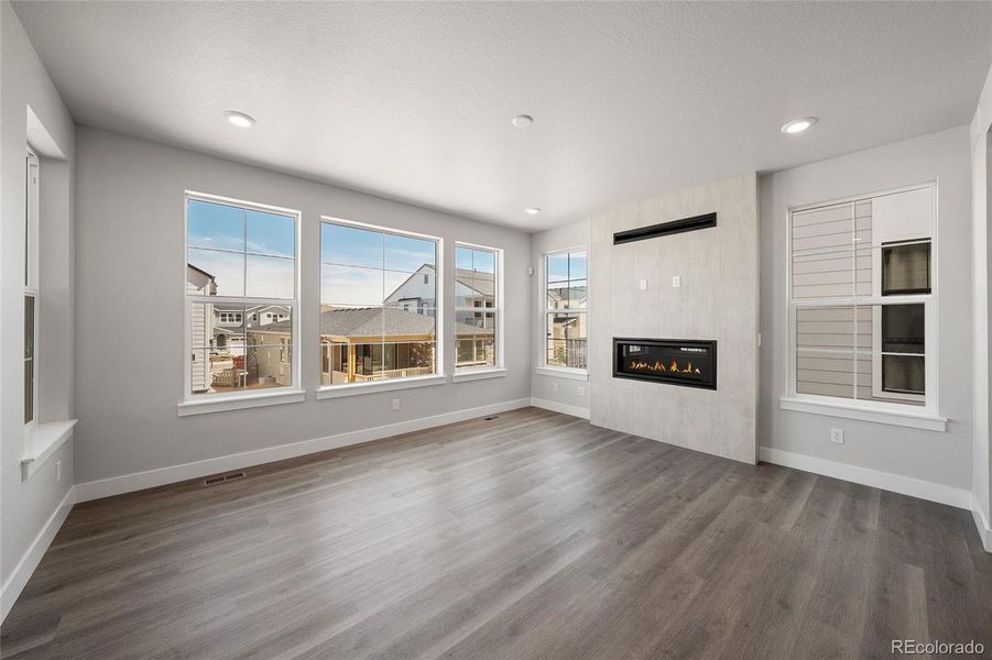 Spacious, unfurnished interior of a new home in , Littleton (Image 24).