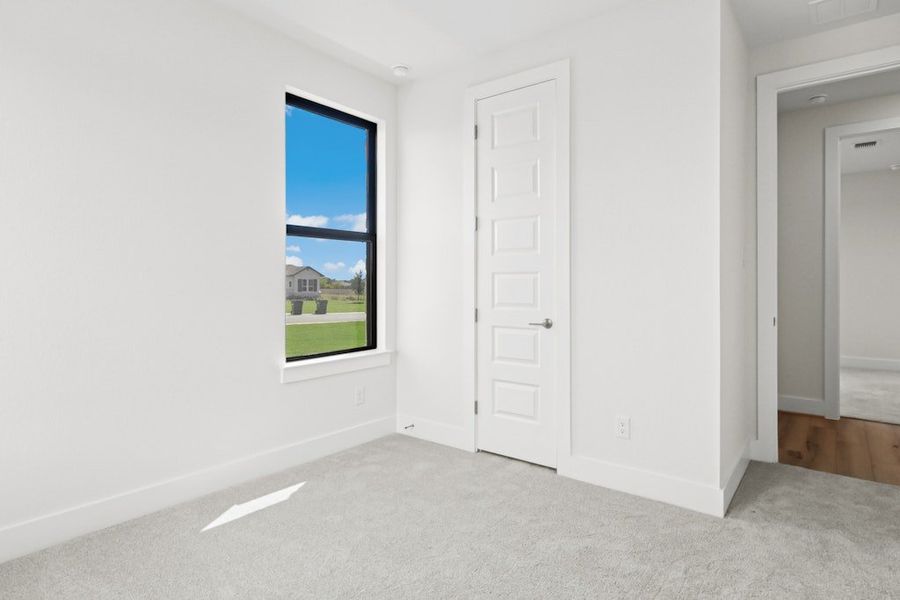 Spacious, unfurnished interior of a new home in Leander Estates, Leander (Image 32).