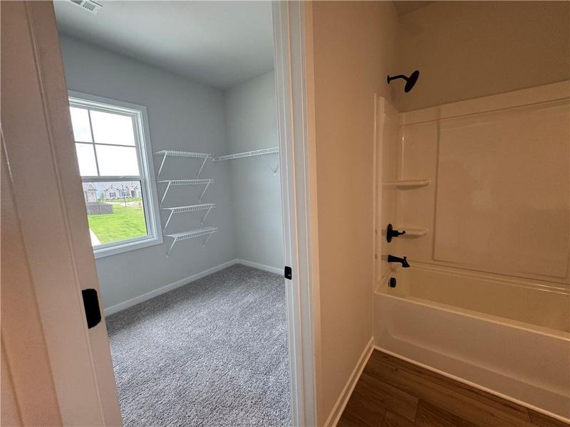 Spacious, unfurnished interior of a new home in Rosewood Lake Preserve, Hoschton (Image 18). Spacious, unfurnished interior of a new home in Rosewood Lake Preserve, Hoschton (Image 18).