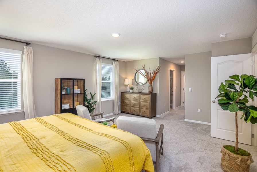 Representative furnished interior of a home built from the Sycamore by Maronda Homes in Woodland Ranch, Lake Wales (Image 20).