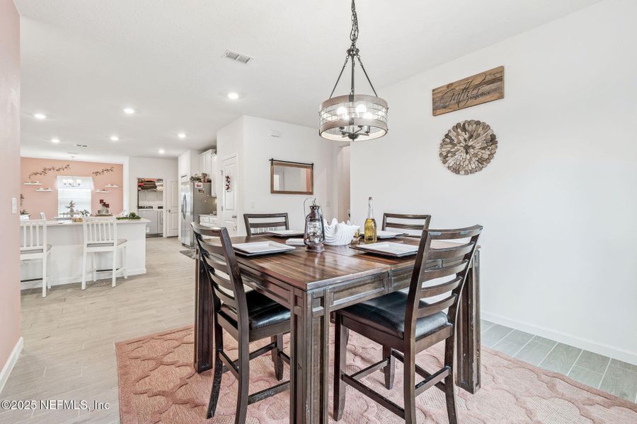 Furnished interior view inside a new home in Amelia Walk, Fernandina Beach (Image 11).
