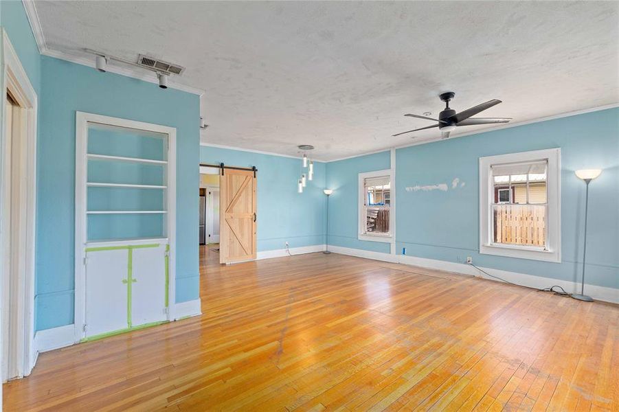 Spacious, unfurnished interior of a new home in , Brownwood (Image 14). Spacious, unfurnished interior of a new home in , Brownwood (Image 14).