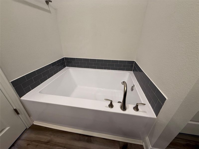 Furnished interior view inside a new home in Bayou Maison, Dickinson (Image 8). Furnished interior view inside a new home in Bayou Maison, Dickinson (Image 8).