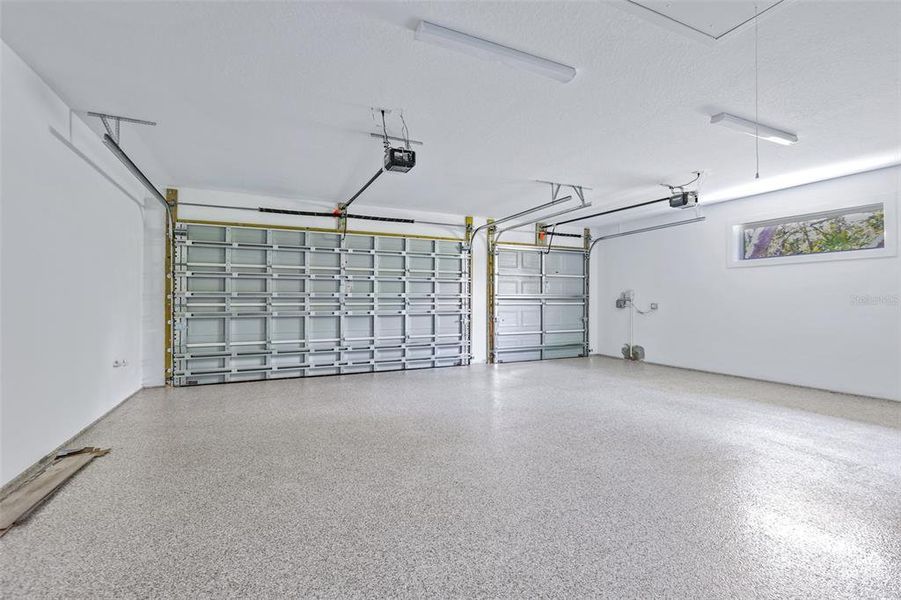 Spacious, unfurnished interior of a new home in , New Smyrna Beach (Image 24).