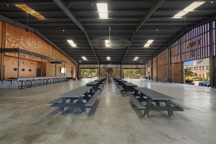 The Arena - Live Music - Family and Neighborhood Events - Celebrations of all Kind