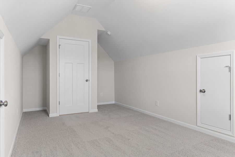 Spacious, unfurnished interior of a new home in , Orangeburg (Image 17).