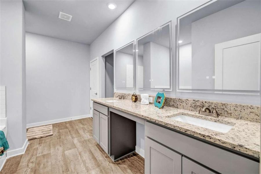 Furnished interior view inside a new home in Palmetto Oaks Phase III, Palmetto (Image 5). Furnished interior view inside a new home in Palmetto Oaks Phase III, Palmetto (Image 5).