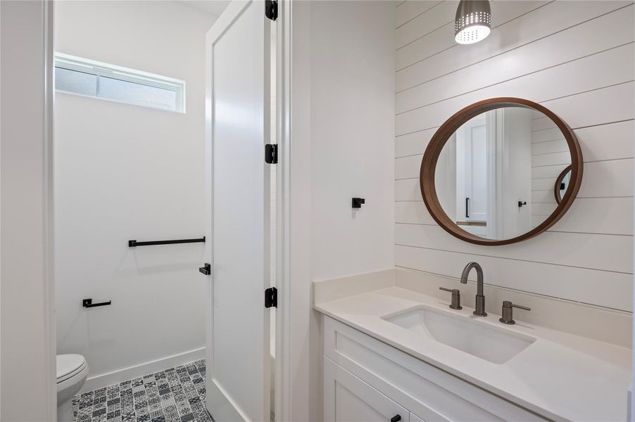 Furnished interior view inside a new home in , West Columbia (Image 7).