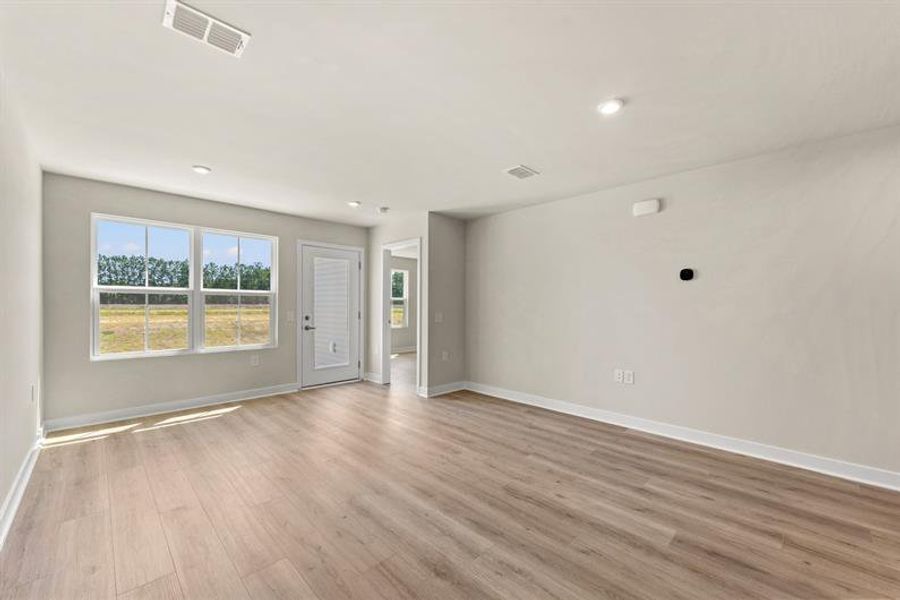 Spacious, unfurnished interior of a new home in Stoneridge, Myrtle Beach (Image 14). Spacious, unfurnished interior of a new home in Stoneridge, Myrtle Beach (Image 14).
