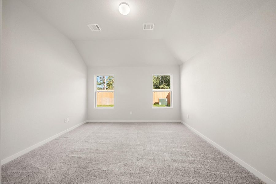 Spacious, unfurnished interior of a new home in Cypresswood Landing, Humble (Image 10).