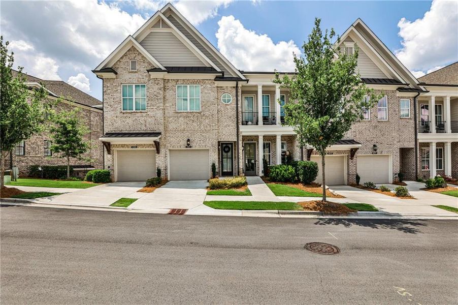 Image 26 of a home in Waterside Condos.