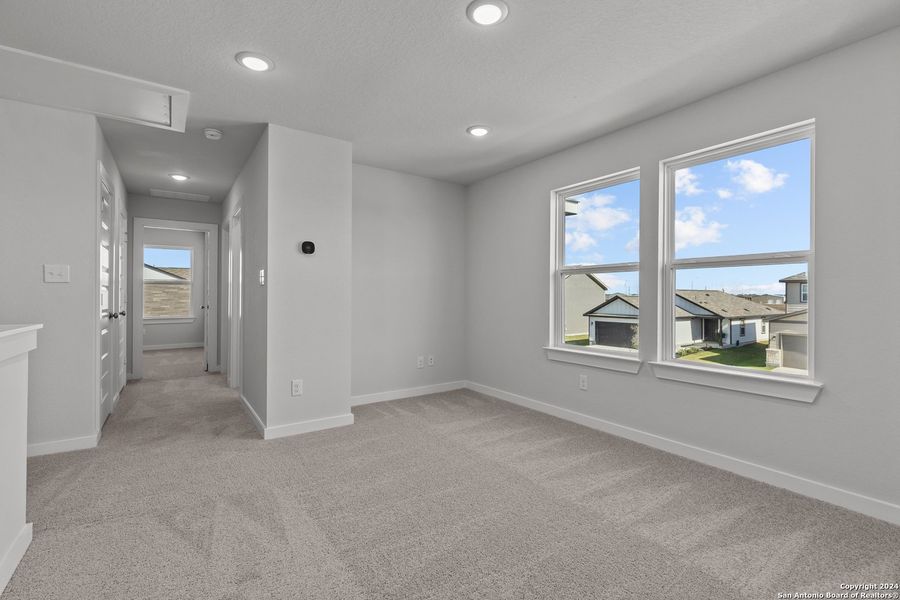 Spacious, unfurnished interior of a new home in Hiddenbrooke, Seguin (Image 19). Spacious, unfurnished interior of a new home in Hiddenbrooke, Seguin (Image 19).