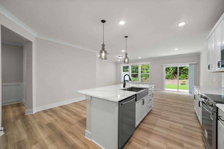Furnished interior view inside a new home in Harbor Crossing, Greensboro (Image 10).