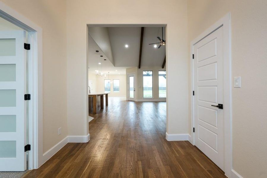 Spacious, unfurnished interior of a new home in , Blue Ridge (Image 34).