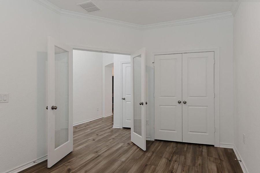 Image 37 of a home in Mavera.