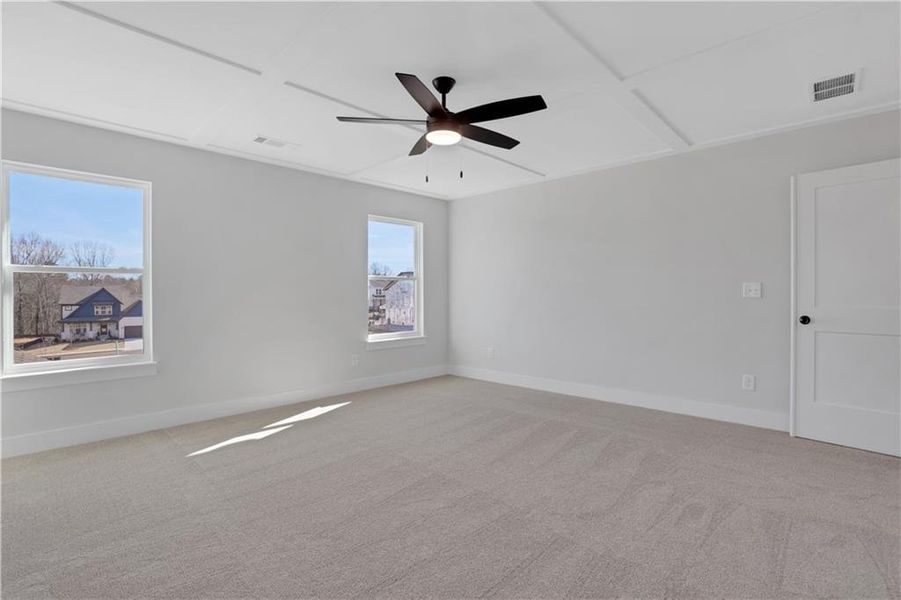 Spacious, unfurnished interior of a new home in Twin Lakes, Hoschton (Image 43).