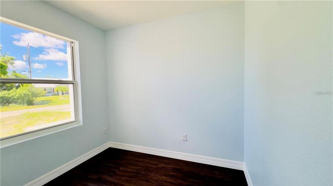 Spacious, unfurnished interior of a new home in , Port Charlotte (Image 8).