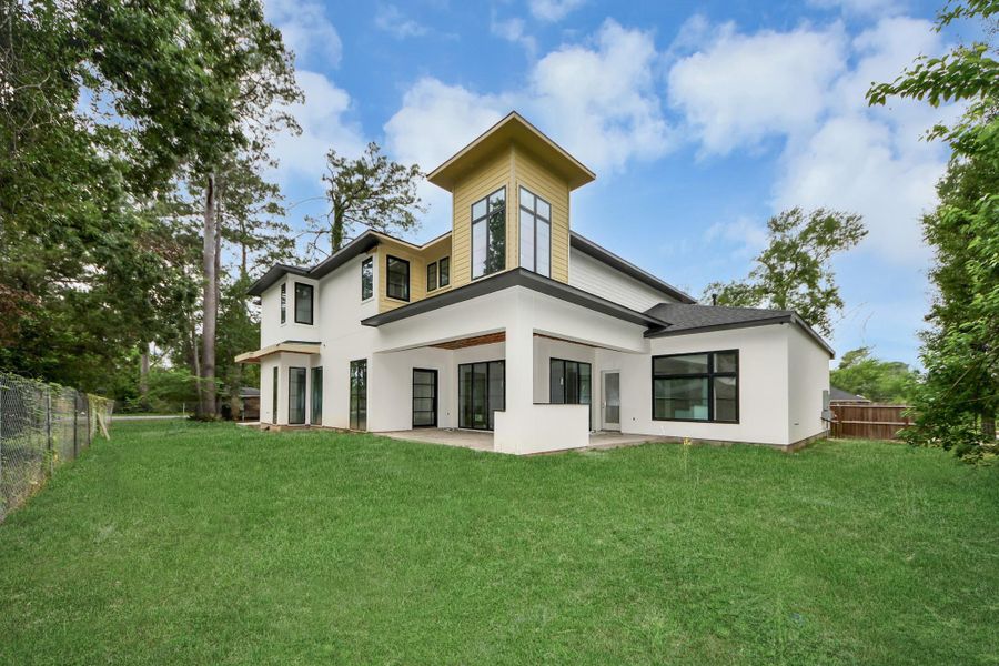 Front exterior of a new home in , Houston, TX, highlighting curb appeal (Image 1). Front exterior of a new home in , Houston, TX, highlighting curb appeal (Image 1).