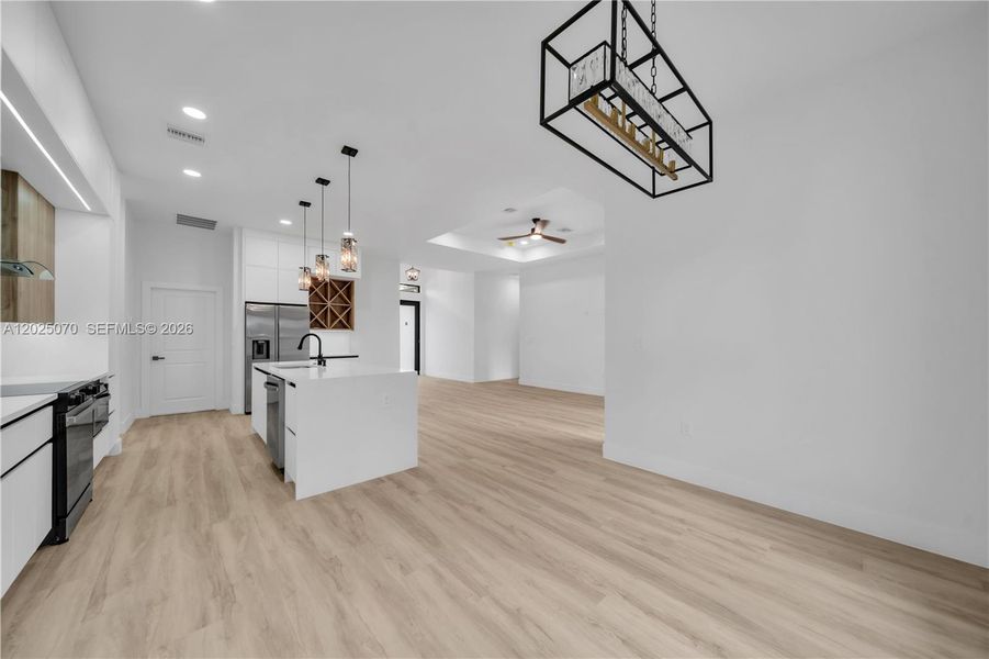 Image 36 of a home in .