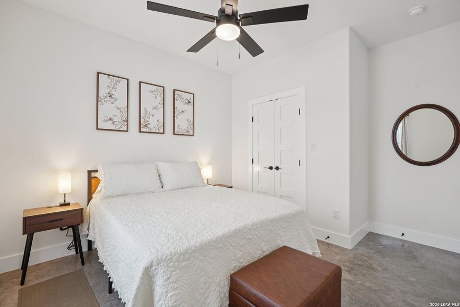 Furnished interior view inside a new home in , La Vernia (Image 8).