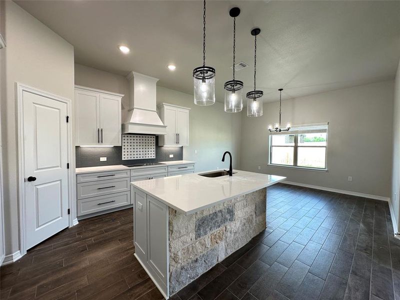 Furnished interior view inside a new home in , Lorena (Image 6).