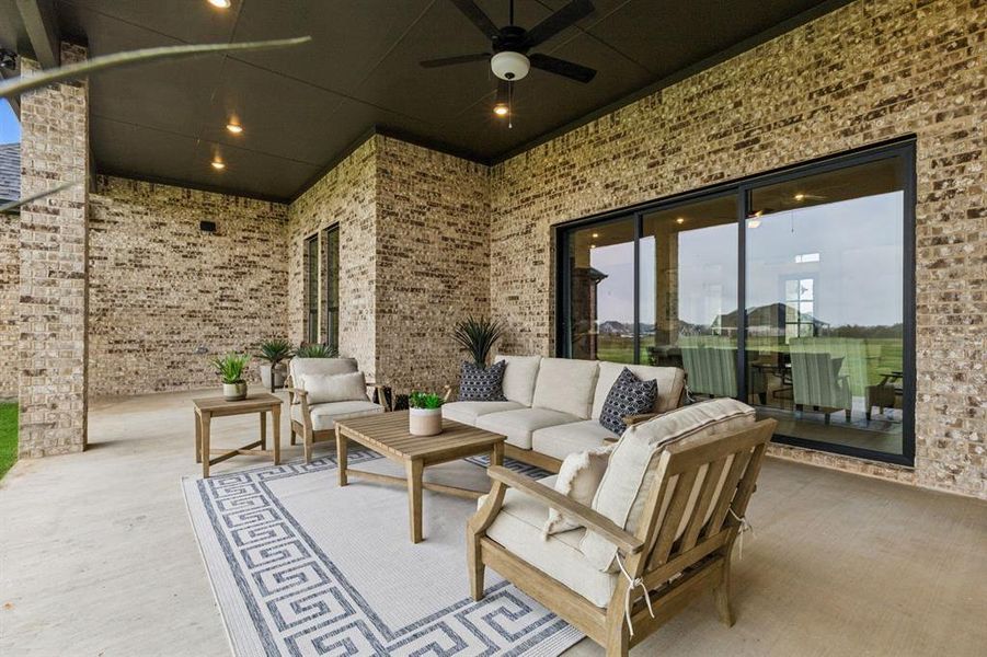 Exterior details and patio area of a home in Heritage, McLendon-Chisholm (Image 3).