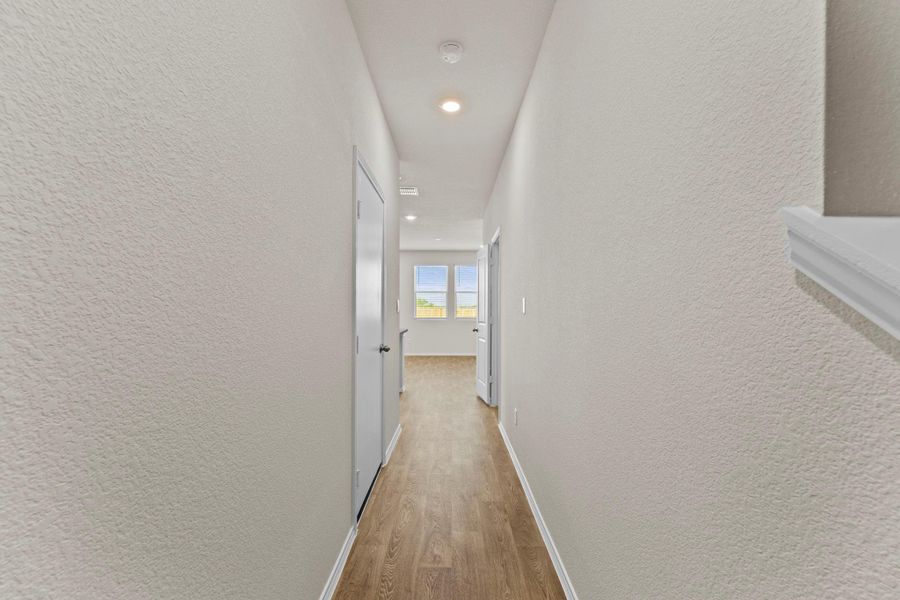 Spacious, unfurnished interior of a new home in Bollinger, Maxwell (Image 17).