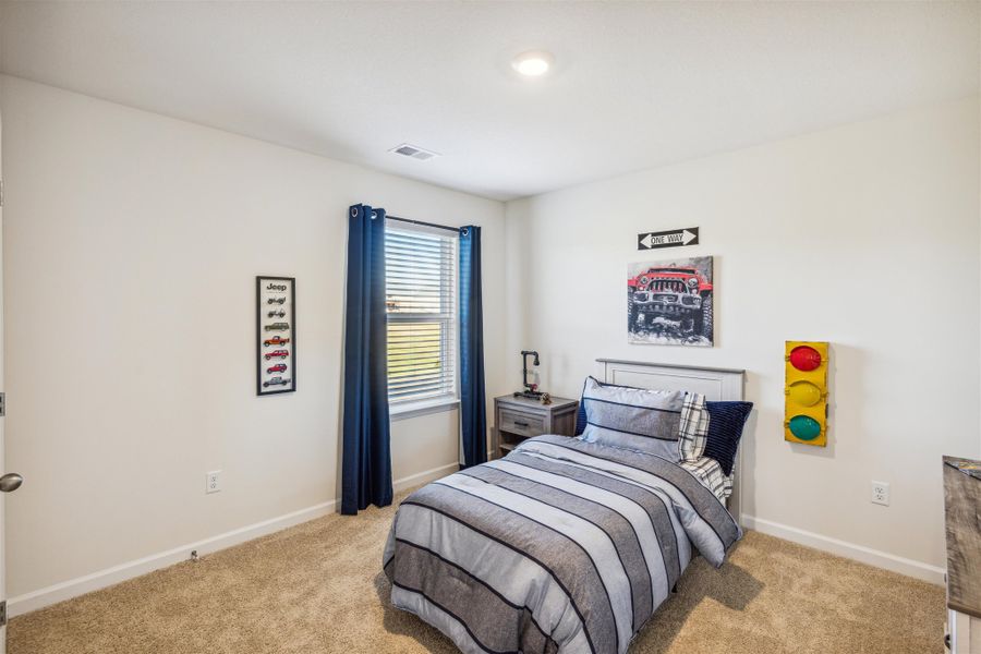 Representative furnished interior of a home built from the Robie by D.R. Horton in Johnson Farms, Greeneville (Image 24).