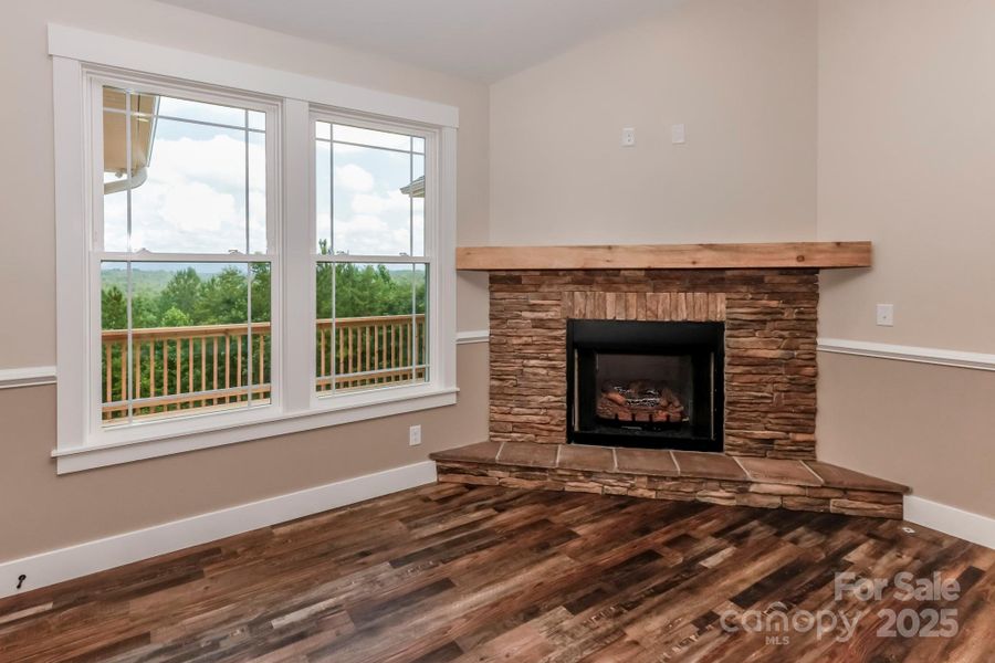 Image 30 of a home in .