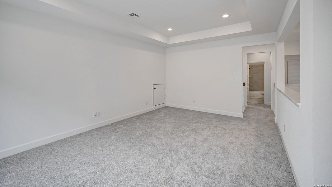 Spacious, unfurnished interior of a new home in Corley Farms, Boerne (Image 17). Spacious, unfurnished interior of a new home in Corley Farms, Boerne (Image 17).