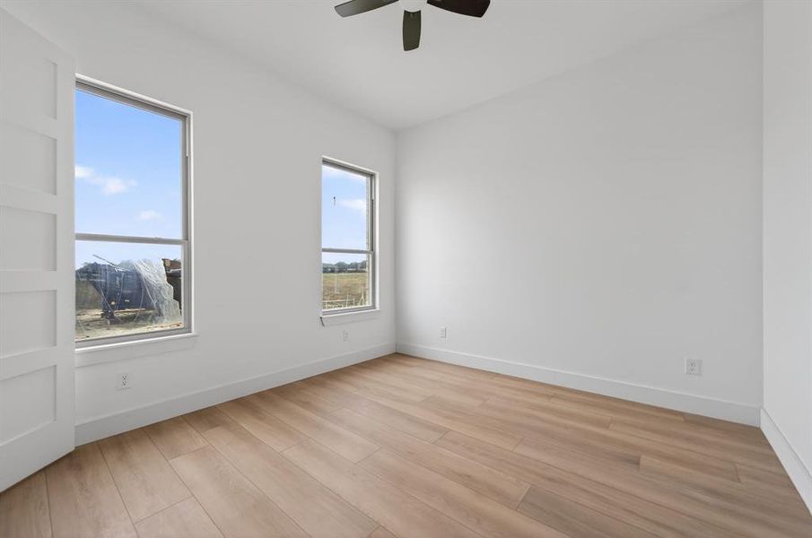 Spacious, unfurnished interior of a new home in , Lone Oak (Image 23).