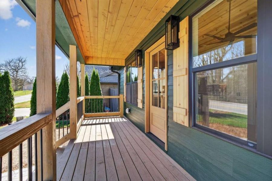 Exterior details and patio area of a home in , Blue Ridge (Image 21).