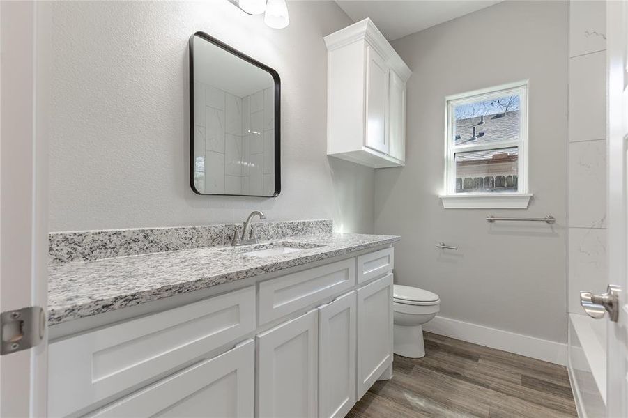 Furnished interior view inside a new home in , Sherman (Image 11).