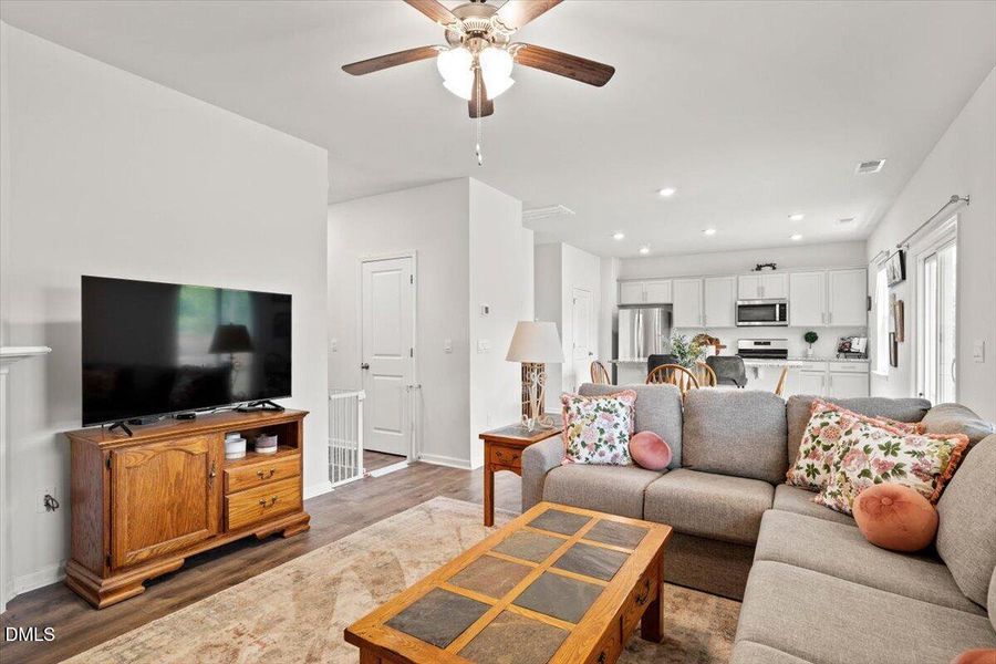 269 Blue Aspen Dr. LR 3 269 Blue Aspen Dr. LR 3