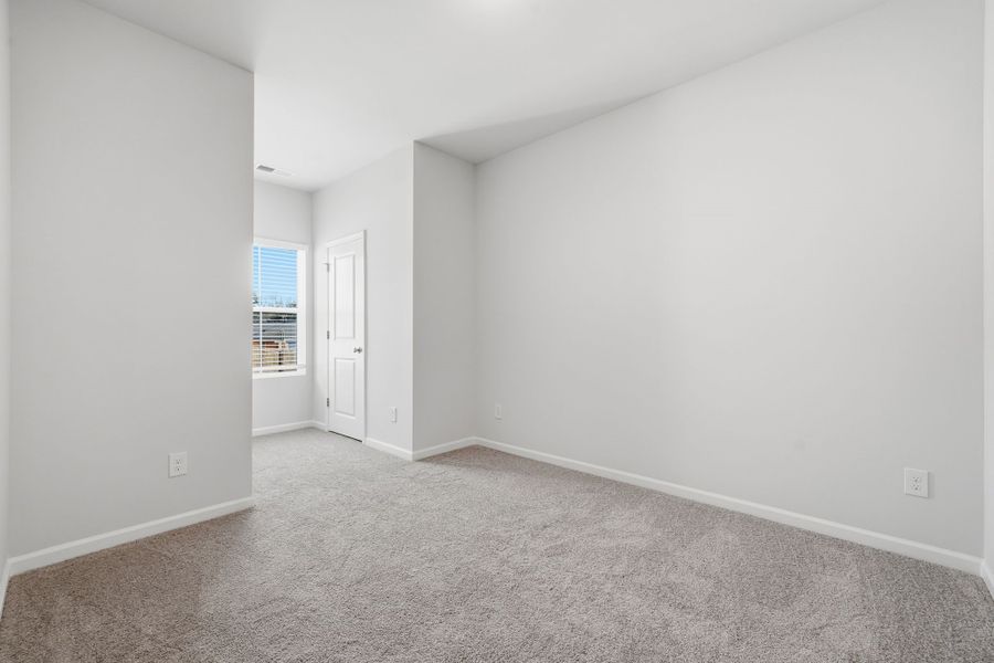 Spacious, unfurnished interior of a new home in Lakeview Village, Charlotte (Image 22). Spacious, unfurnished interior of a new home in Lakeview Village, Charlotte (Image 22).