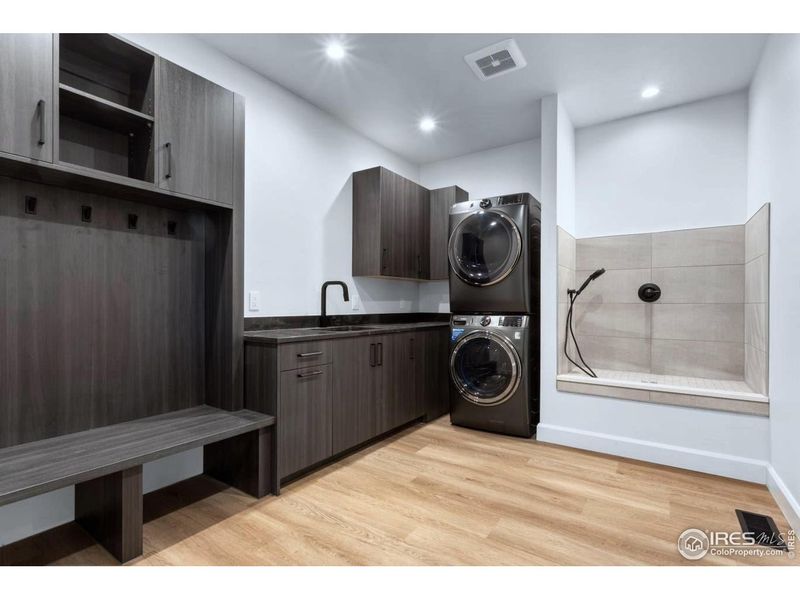 Furnished interior view inside a new home in , Timnath (Image 19).