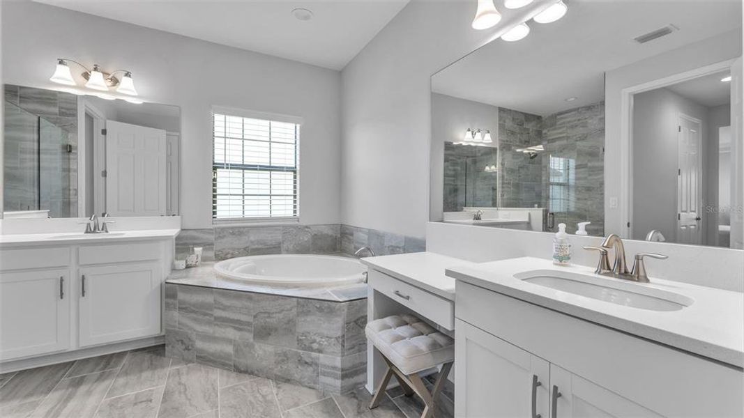 Furnished interior view inside a new home in Hawkstone, Lithia (Image 46).