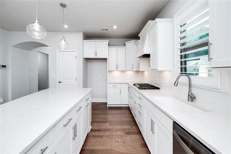 Furnished interior view inside a new home in Wimberly, Powder Springs (Image 7).