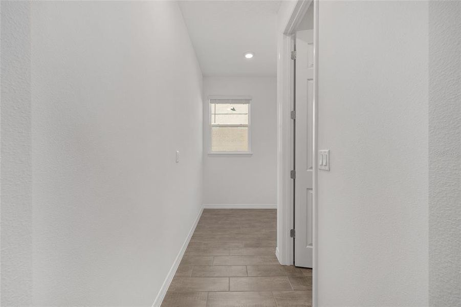 Spacious, unfurnished interior of a new home in Calesa Township, Ocala (Image 42).