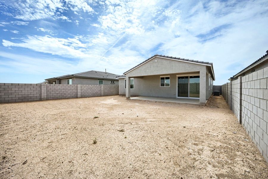 4br New Home in San Tan Valley, AZ.  - Slide 31