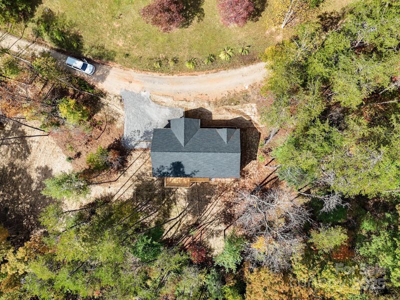 Image 32 of a home in . Image 32 of a home in .