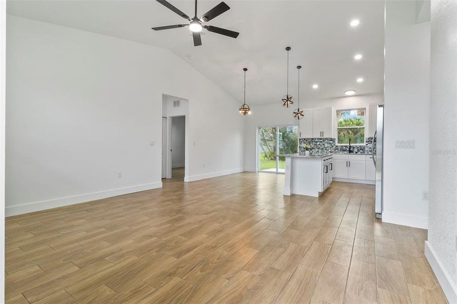 Image 27 of a home in . Image 27 of a home in .