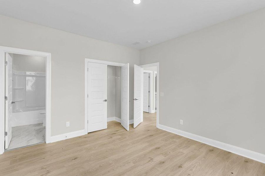 Spacious, unfurnished interior of a new home in Heron Preserve, Hanahan (Image 30). Spacious, unfurnished interior of a new home in Heron Preserve, Hanahan (Image 30).