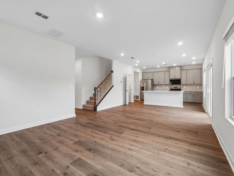 Spacious, unfurnished interior of a new home in Oxford Station, Salisbury (Image 14).