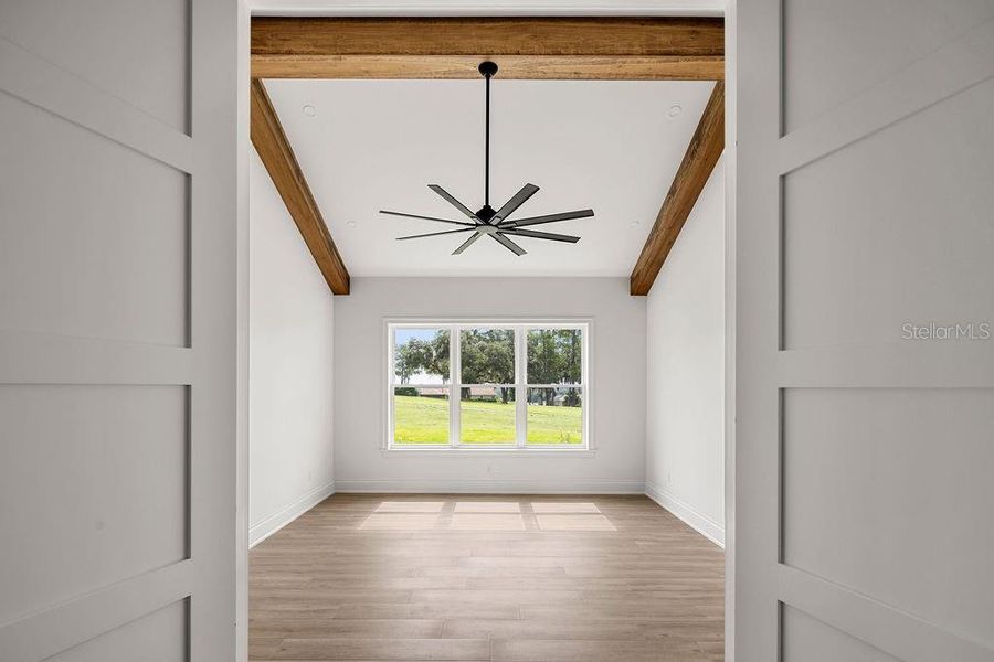 Spacious, unfurnished interior of a new home in , Ocala (Image 28).