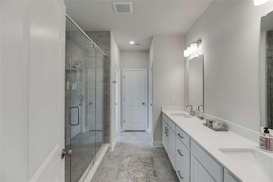 Furnished interior view inside a new home in Overlook at Lanier, Buford (Image 38).