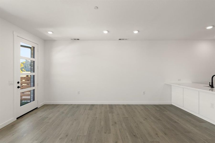 1831 Azalea_2284_Magnolia II_Dining 1831 Azalea_2284_Magnolia II_Dining