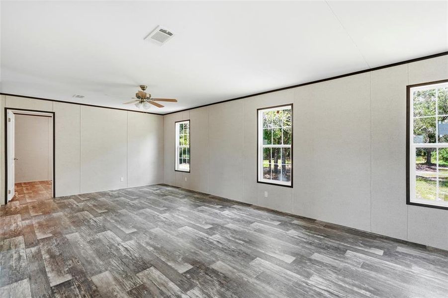 Spacious, unfurnished interior of a new home in , Okeechobee (Image 24).