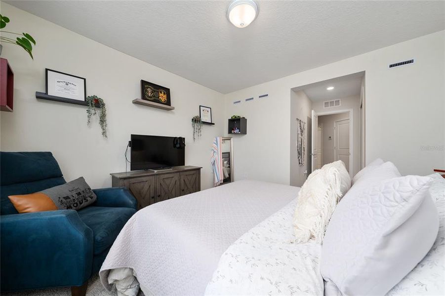 Furnished interior view inside a new home in , Davenport (Image 21).