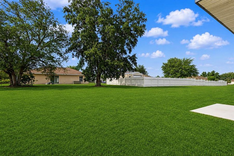 Exterior details and patio area of a home in , Ocala (Image 34).